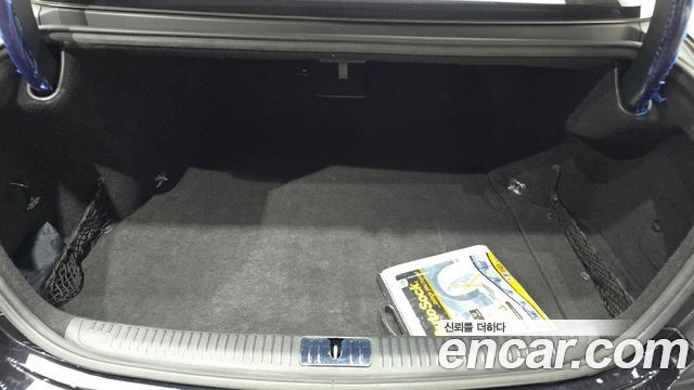 Genesis G90 2019 — photo 20
