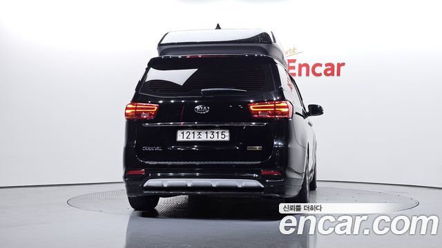 Kia Canival 2019 — photo 4