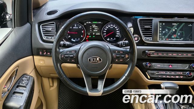 Kia Canival 2019 — photo 13