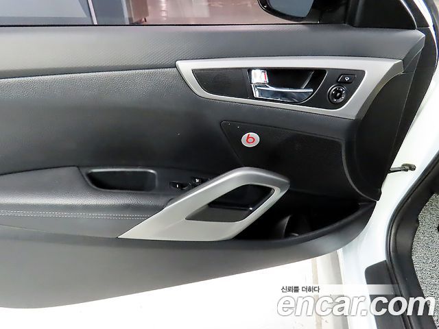 Hyundai Veloster 2015 — photo 15