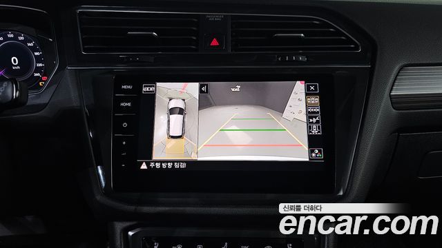 Volkswagen Tiguan 2023 — photo 16