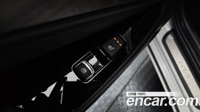 Kia K8 2022 — photo 18