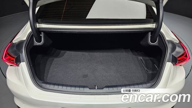 Kia K8 2022 — photo 20