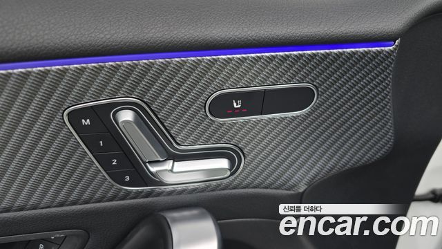 Mercedes-Benz A-Class 2024 — photo 18
