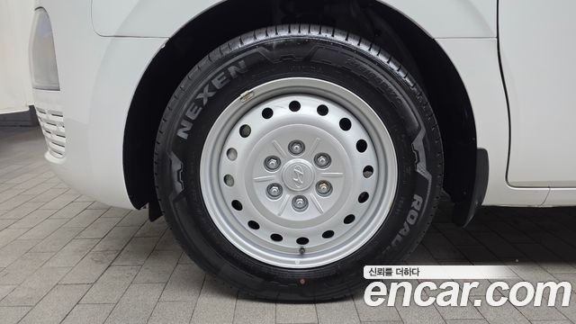 Hyundai Staria 2024 — photo 5