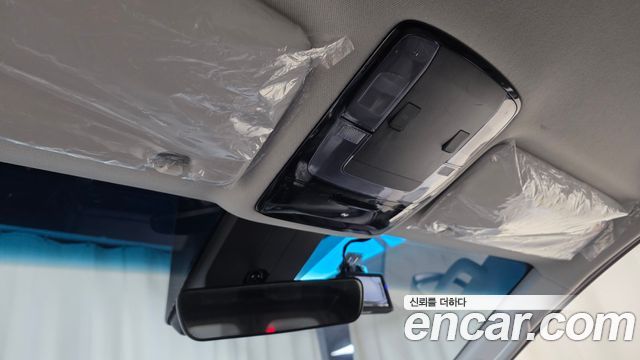 Hyundai Staria 2024 — photo 18