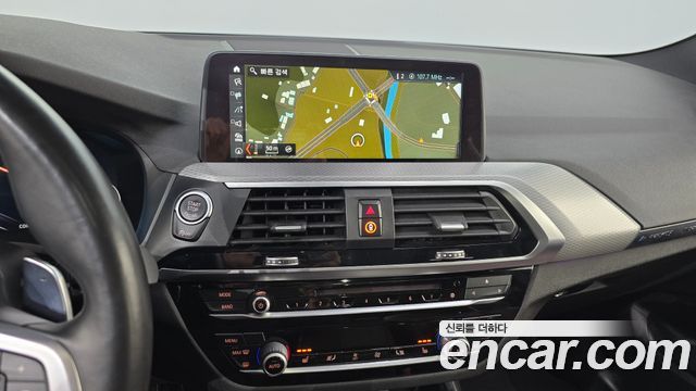BMW X3 2018 — photo 14