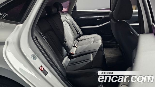 Hyundai Sonata 2020 — photo 12