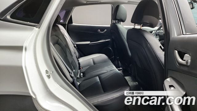 Hyundai Kona 2018 — photo 12