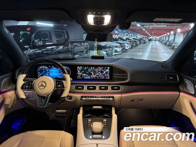 Mercedes-Benz GLS-Class 2022 — photo 8