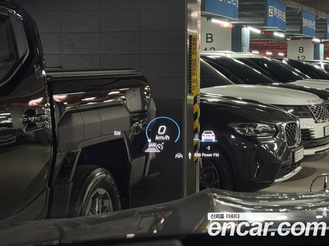 Mercedes-Benz GLS-Class 2022 — photo 19