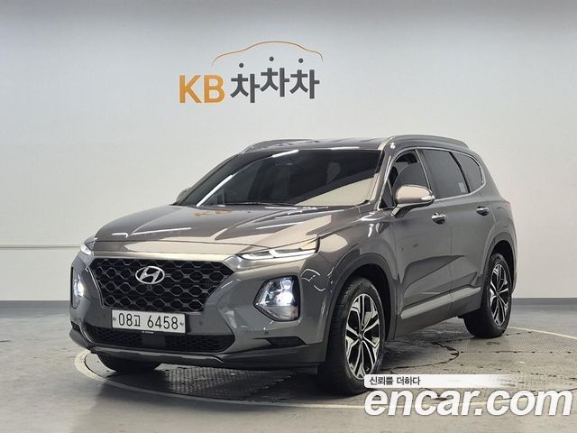 Hyundai Santafe 2019 — photo 1