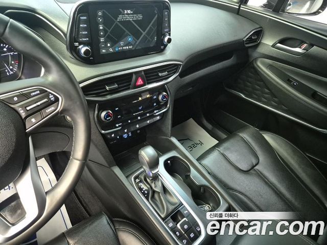 Hyundai Santafe 2019 — photo 11