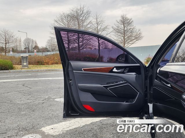 Kia K7 2017 — photo 10