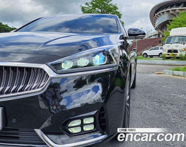Kia K7 2017 — photo 20