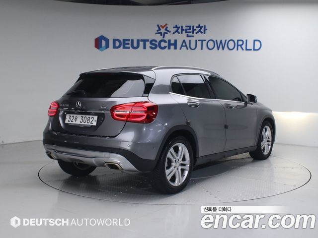 Mercedes-Benz GLA-Class 2015 — photo 2