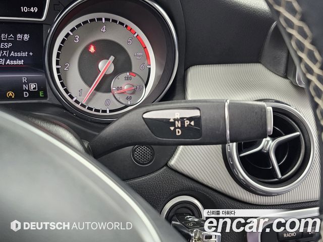 Mercedes-Benz GLA-Class 2015 — photo 9