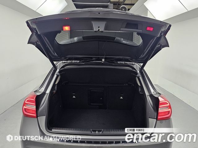 Mercedes-Benz GLA-Class 2015 — photo 19