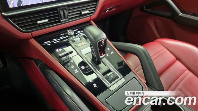 Porsche Cayenne 2020 — photo 10