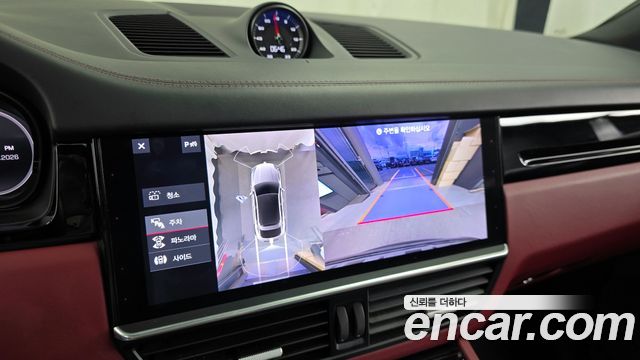 Porsche Cayenne 2020 — photo 16