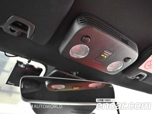 Ford Mustang 2022 — photo 18
