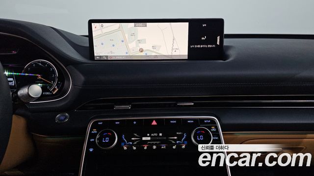 Genesis GV80 2020 — photo 12