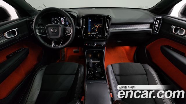 Volvo XC40 2019 — photo 7