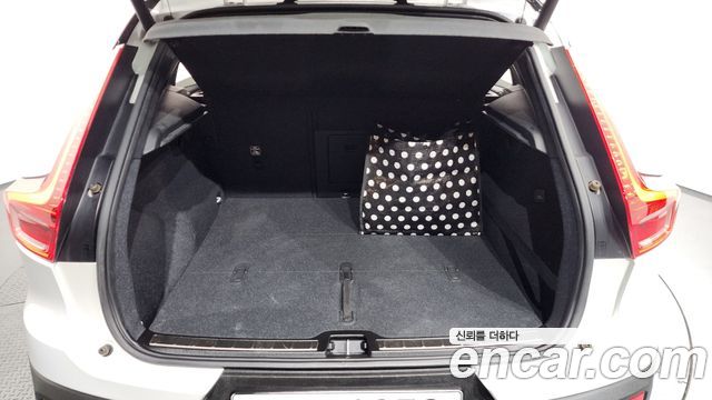Volvo XC40 2019 — photo 20