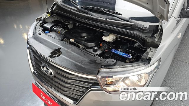 Hyundai Starex 2019 — photo 6