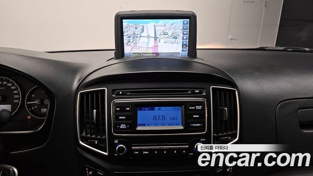 Hyundai Starex 2019 — photo 14
