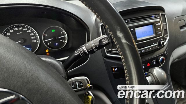 Hyundai Starex 2019 — photo 19