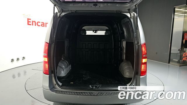 Hyundai Starex 2019 — photo 20