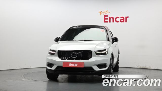 Volvo XC40 2020 — photo 3