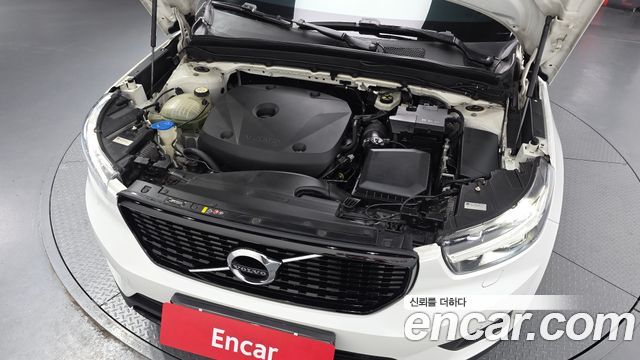 Volvo XC40 2020 — photo 6