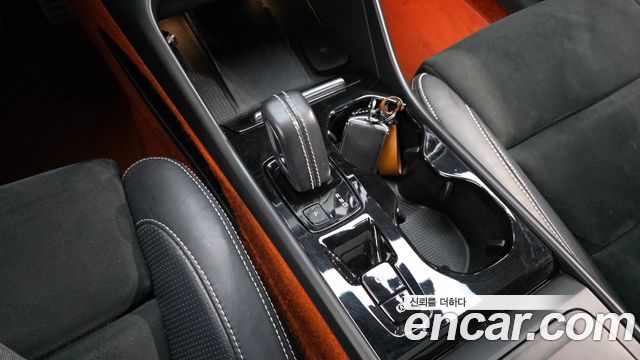 Volvo XC40 2020 — photo 9