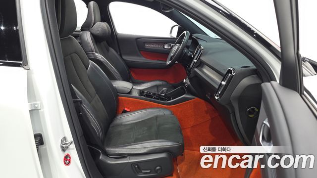 Volvo XC40 2020 — photo 10
