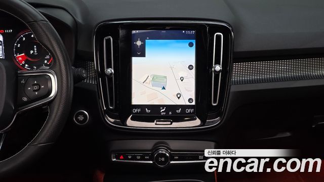 Volvo XC40 2020 — photo 14