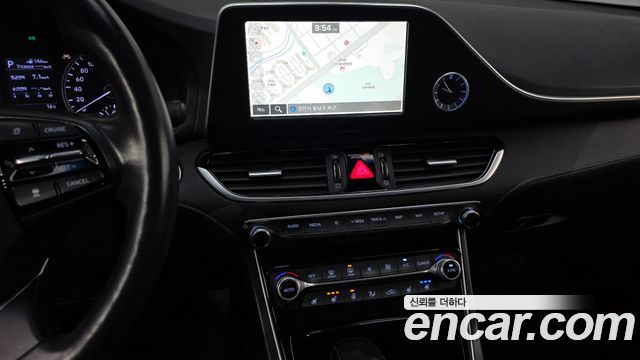 Hyundai Grandeur 2018 — photo 16