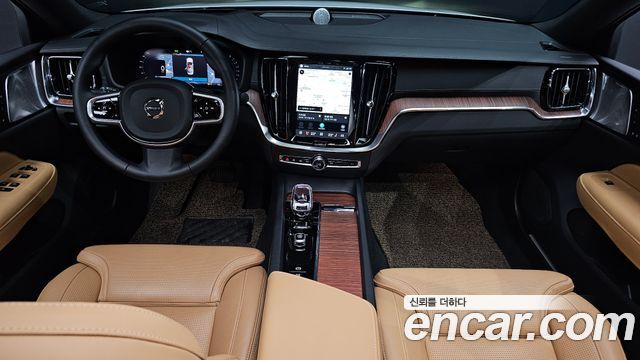 Volvo S60 2024 — photo 7