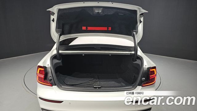 Volvo S60 2024 — photo 20