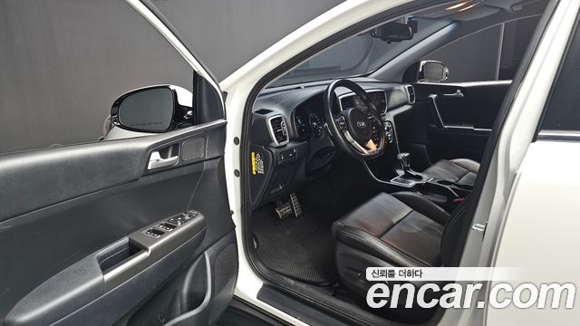 Kia Sportage 2019 — photo 11