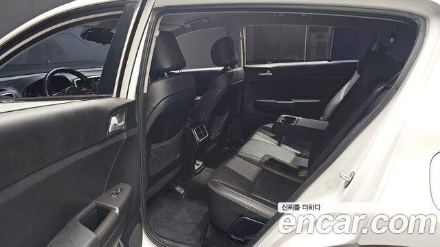 Kia Sportage 2019 — photo 12