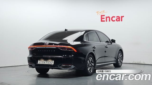 Hyundai Grandeur 2022 — photo 2