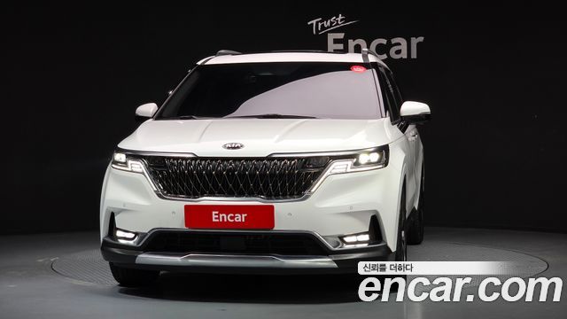 Kia Canival 2021 — photo 3