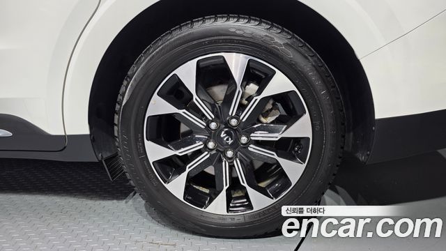 Kia Canival 2021 — photo 5