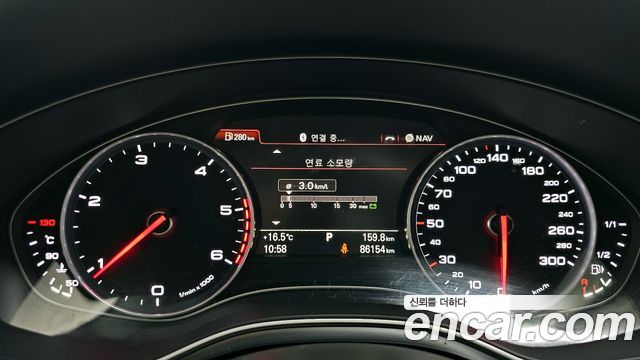 Audi A6 2015 — photo 8