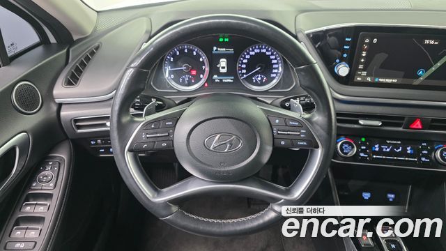 Hyundai Sonata 2022 — photo 14