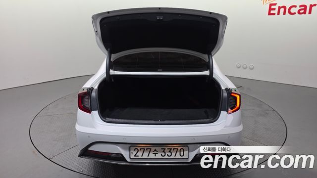 Hyundai Sonata 2022 — photo 20