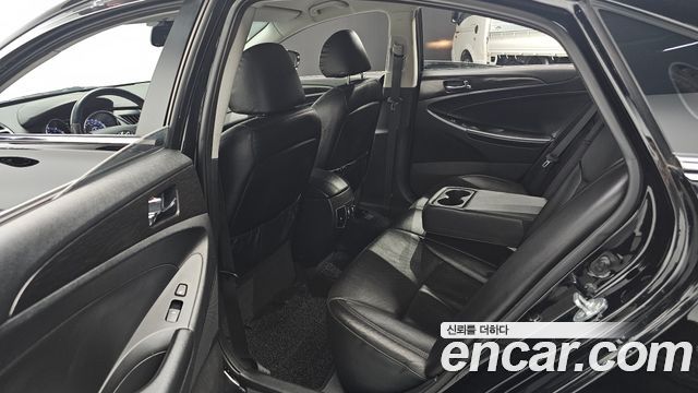 Hyundai Sonata 2012 — photo 12
