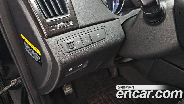 Hyundai Sonata 2012 — photo 18